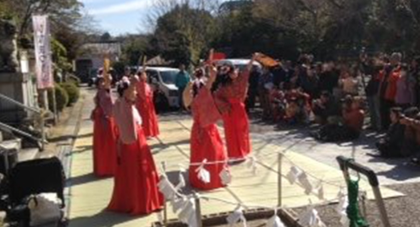 粉河産土神社ひな祭り「孔雀の舞」奉納